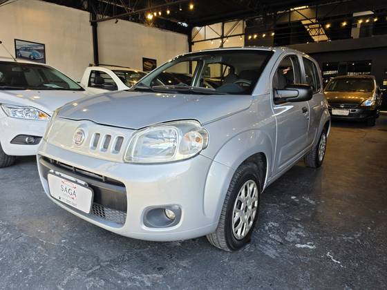 FIAT UNO 1.0 EVO VIVACE 8V FLEX 4P MANUAL FIAT UNO 1.0 EVO VIVACE 8V FLEX 4P MANUAL